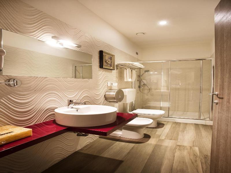 Igiban Hotel image