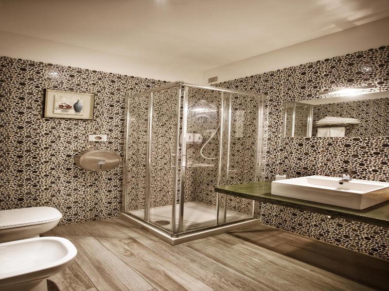 Igiban Hotel image