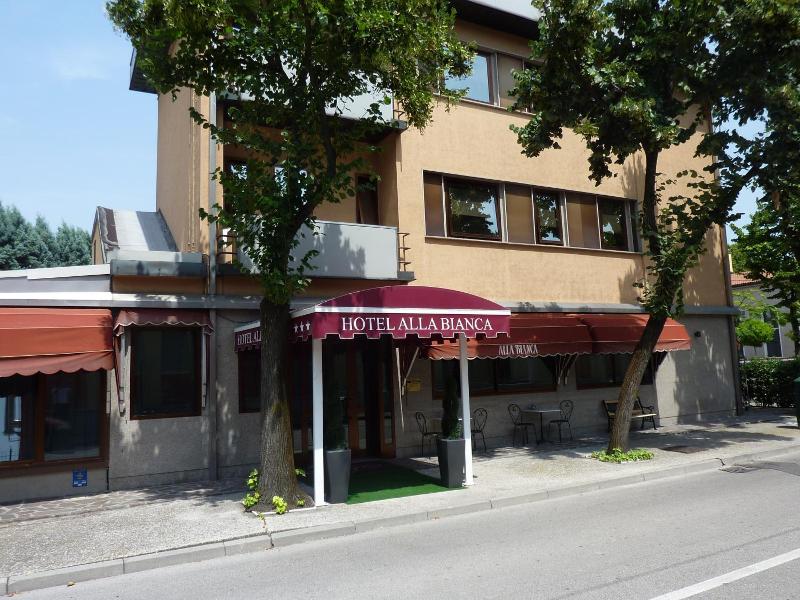Alla Bianca Hotel image