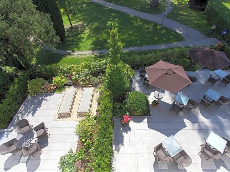 Hotel Seepark Garni image