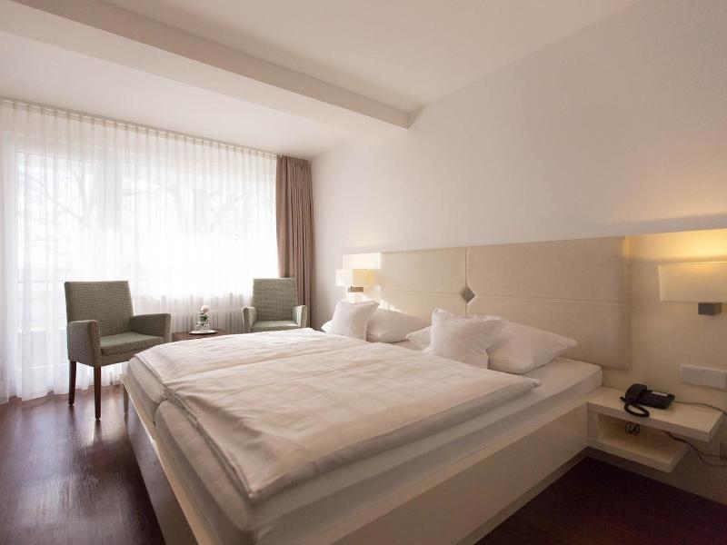 Hotel Seepark Garni image