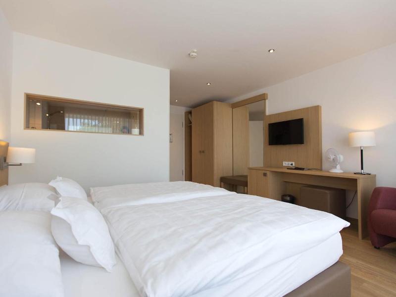 Hotel Seepark Garni image
