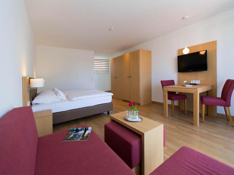 Hotel Seepark Garni image