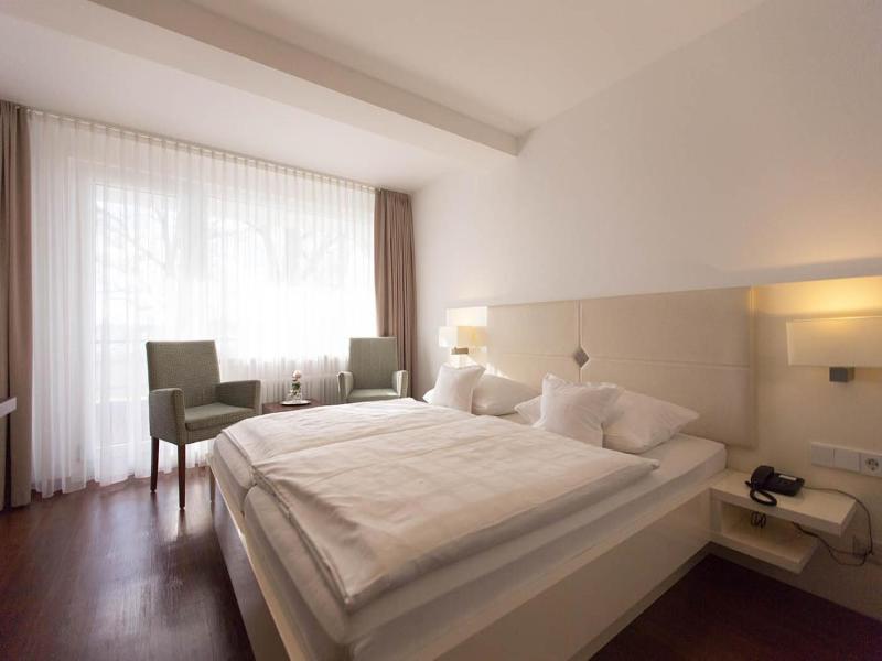 Hotel Seepark Garni image