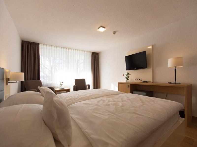 Hotel Seepark Garni image