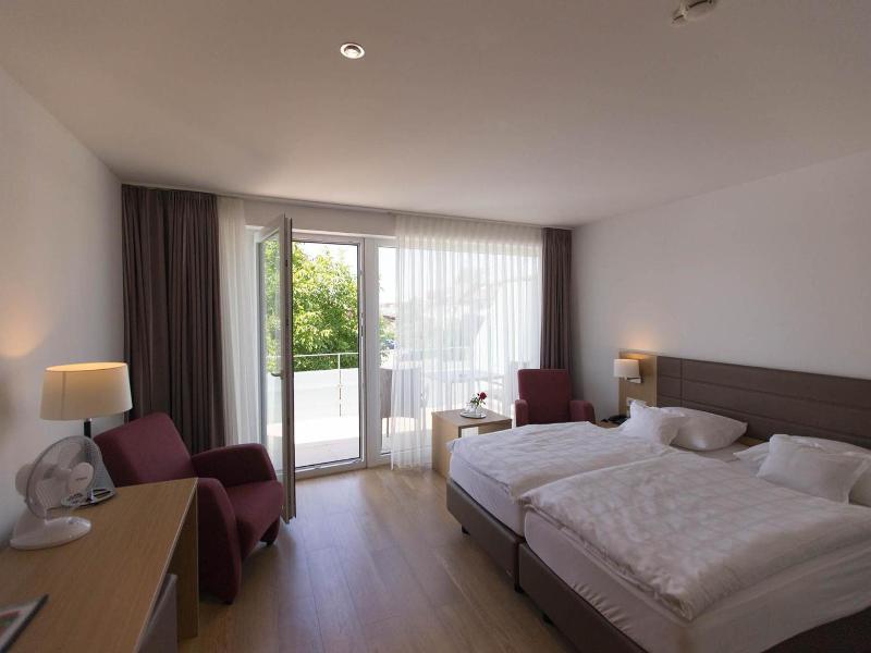Hotel Seepark Garni image