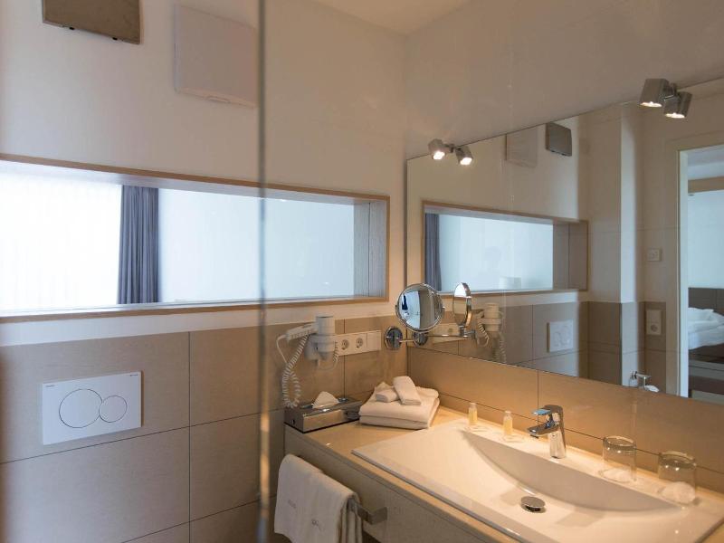 Hotel Seepark Garni image