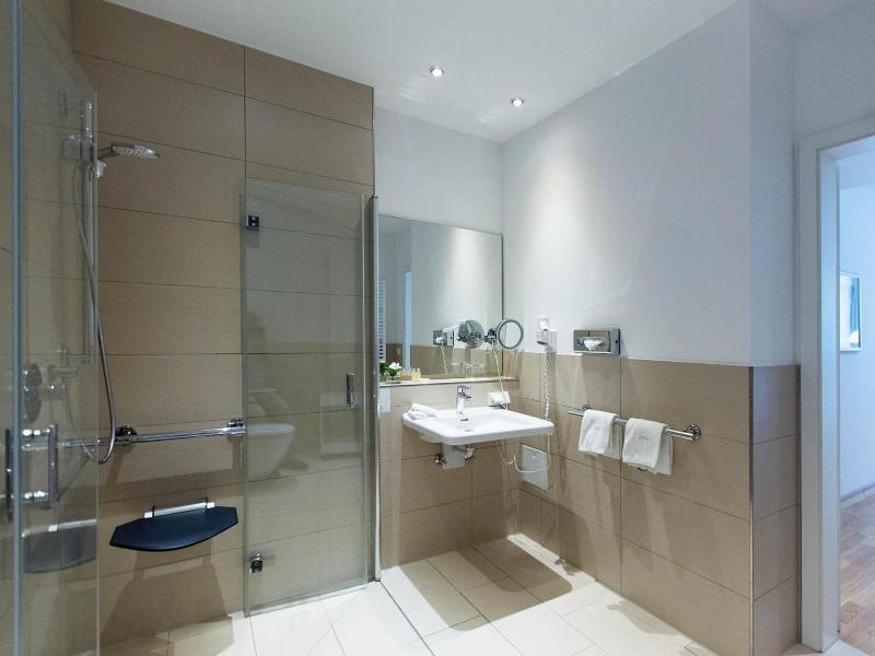 Hotel Seepark Garni image