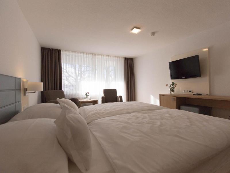 Hotel Seepark Garni image