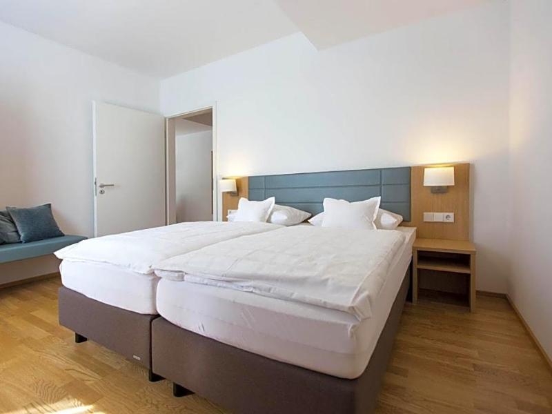 Hotel Seepark Garni image