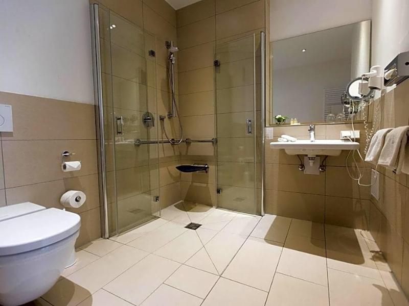 Hotel Seepark Garni image