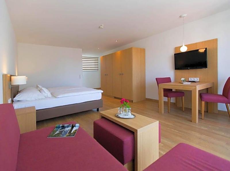 Hotel Seepark Garni image