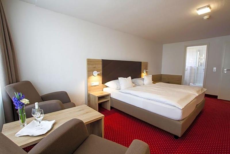 Hotel Seepark Garni image