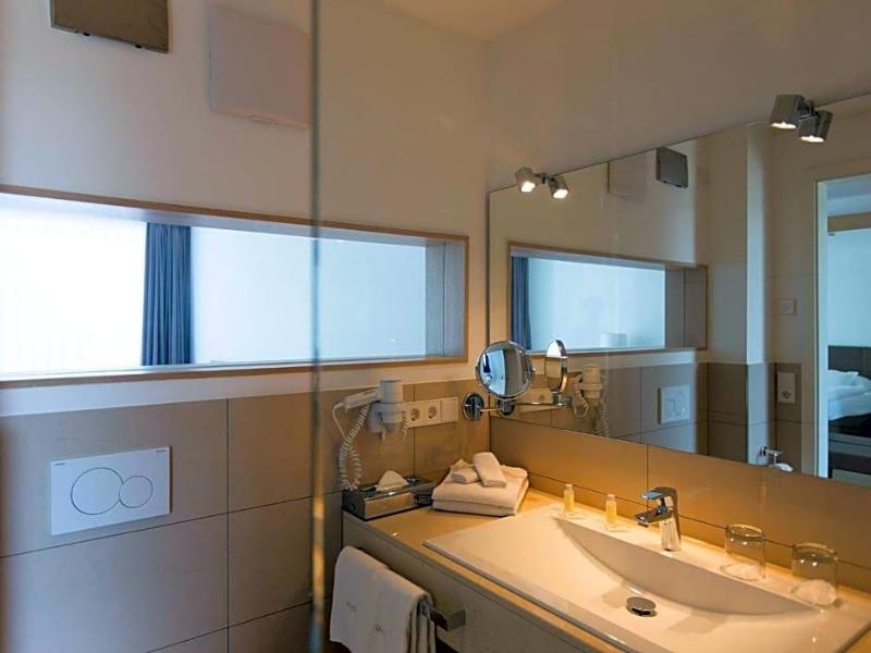 Hotel Seepark Garni image