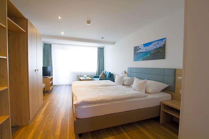 Hotel Seepark Garni image