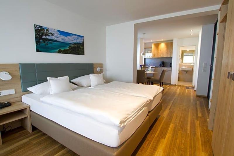 Hotel Seepark Garni image