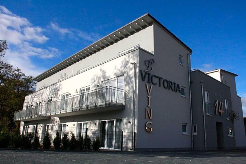 Victoria Living image