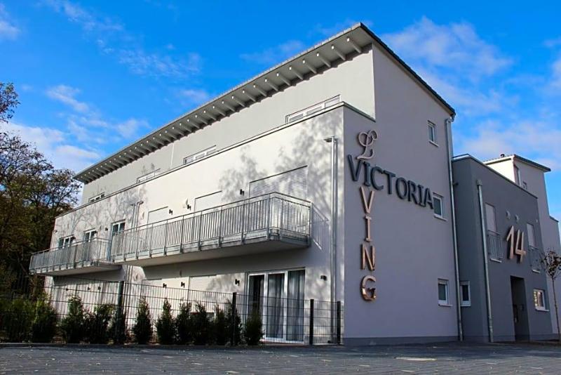 Victoria Living image