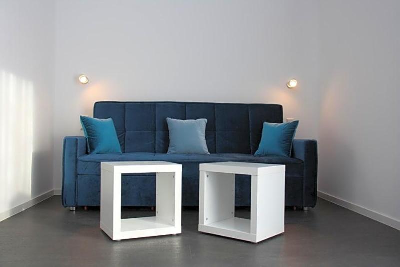 Victoria Living image