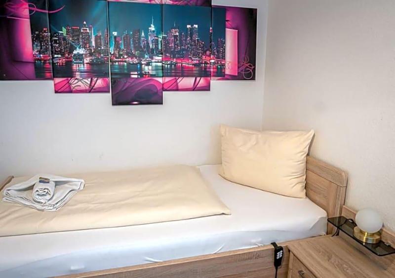 Hotel Bouzid Laatzen image