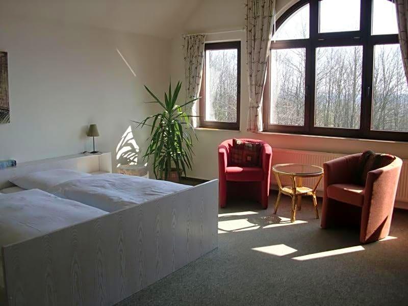 Hotel Spitze Warte image