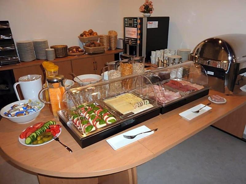 Garni Hotel Alber image
