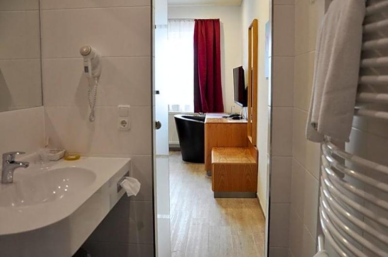 Garni Hotel Alber image