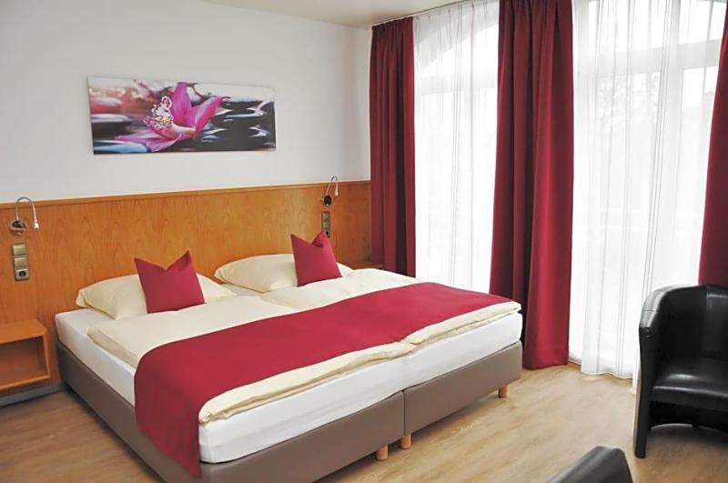 Garni Hotel Alber image