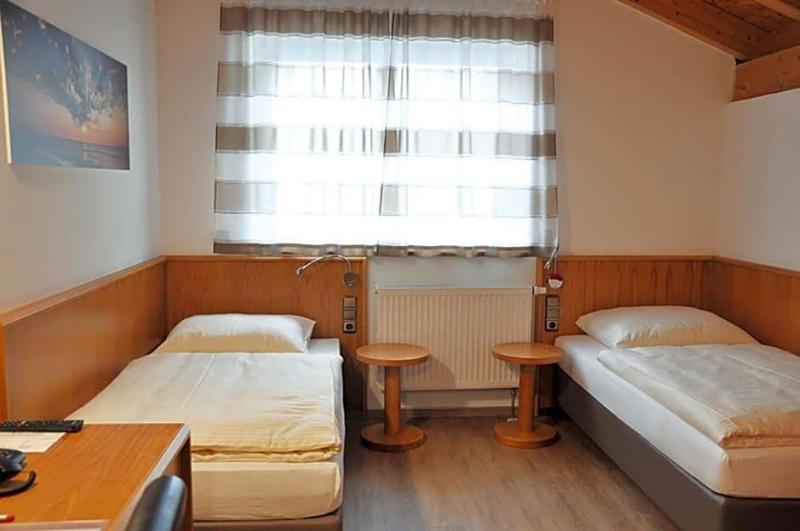 Garni Hotel Alber image