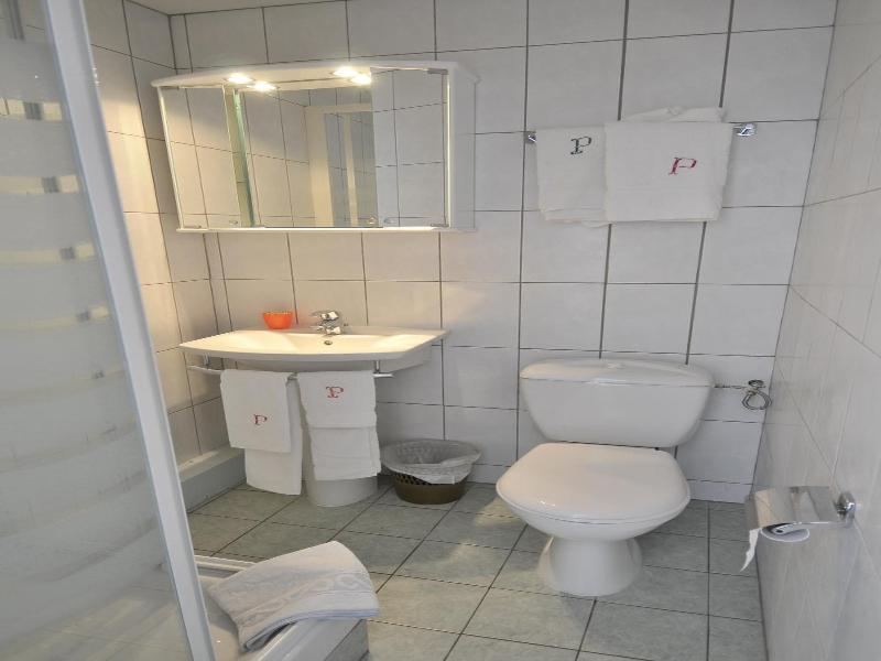 Le Preconil image