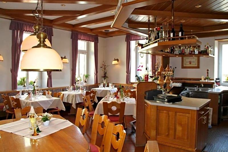 Hotel Restaurant Zum Schwan image