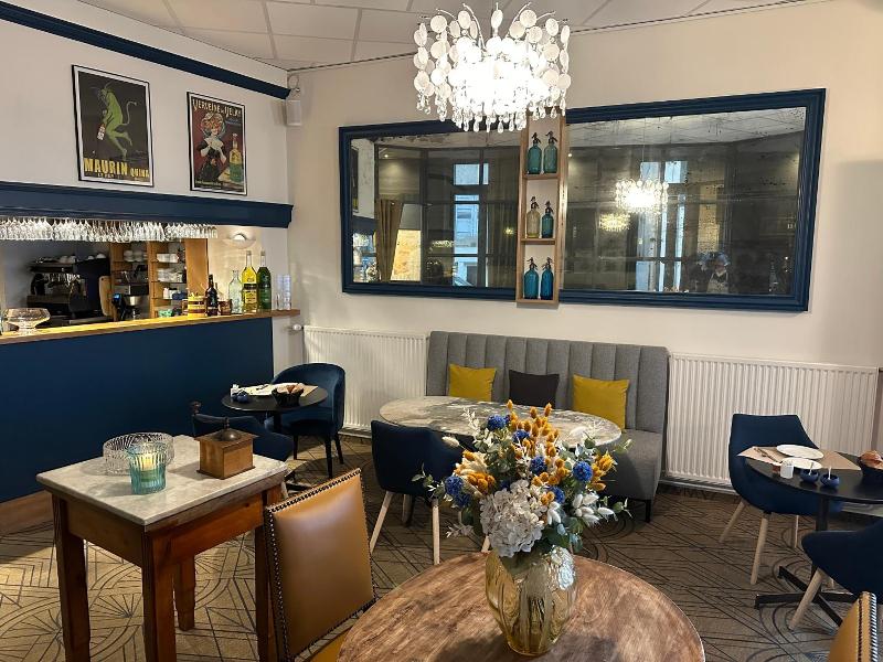 Dyke Hotel image