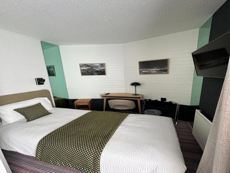 Dyke Hotel image