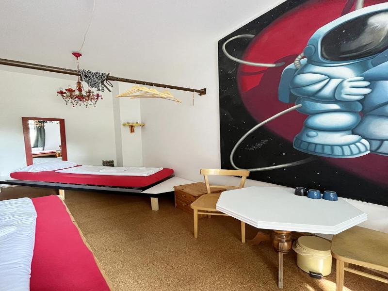 Homeplanet Hostel image