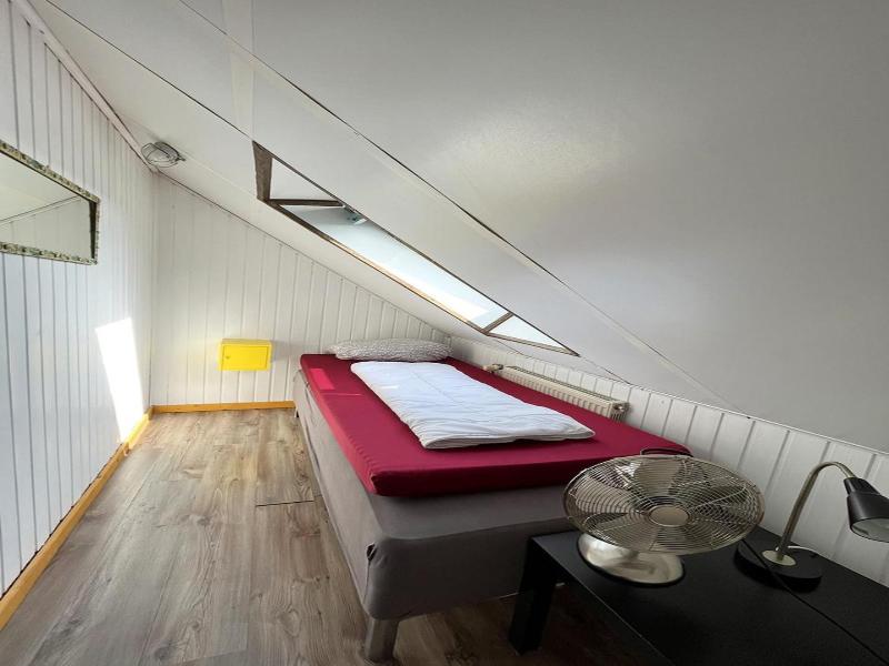 Homeplanet Hostel image