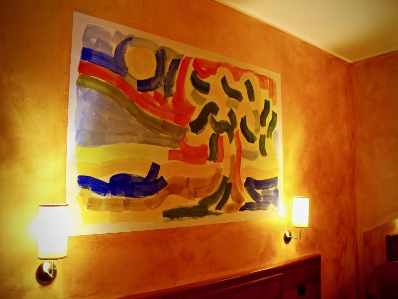 Hotel Air Bag image