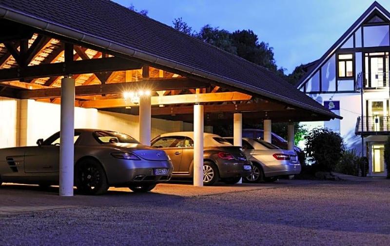 Hotel Restaurant Sengscheider Hof image