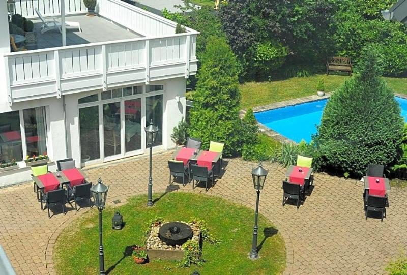Hotel Restaurant Sengscheider Hof image