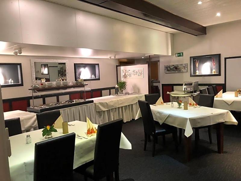 Hotel Restaurant Blume image