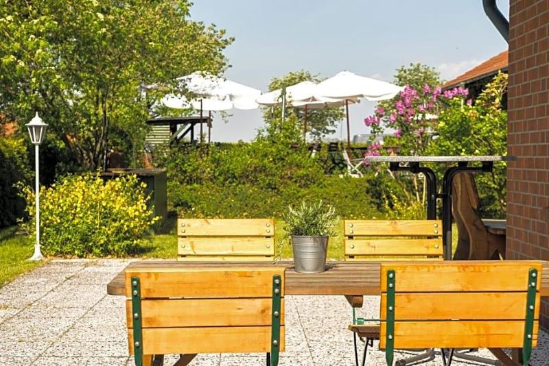 Hotel Marianne Und Restaurant Kiek In image