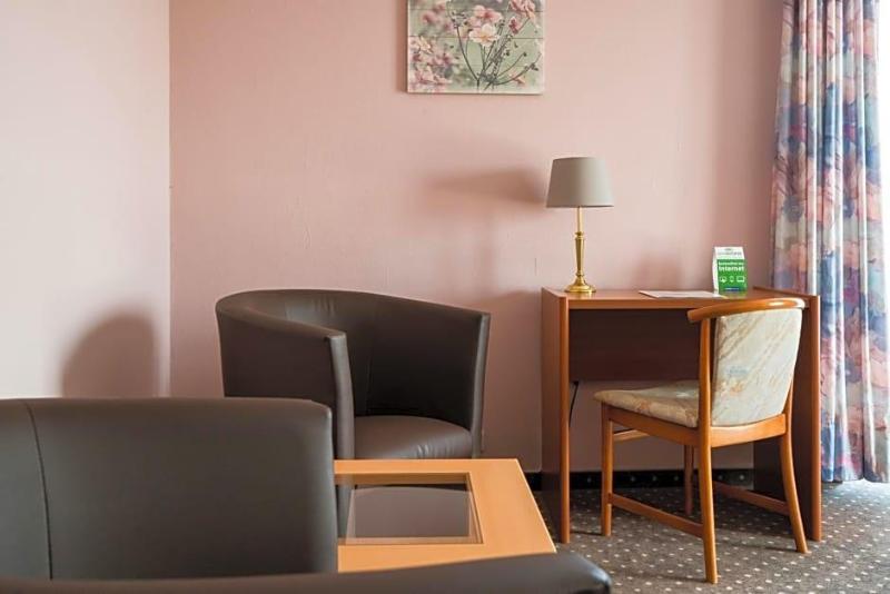 Hotel Marianne Und Restaurant Kiek In image