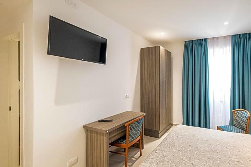 Hotel Nuova Grottella image