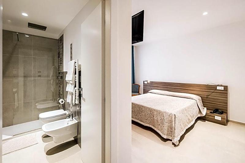 Hotel Nuova Grottella image