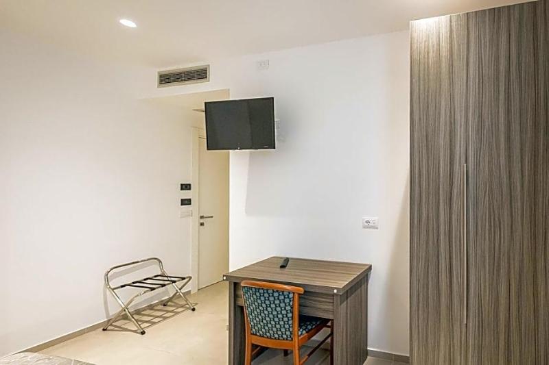 Hotel Nuova Grottella image