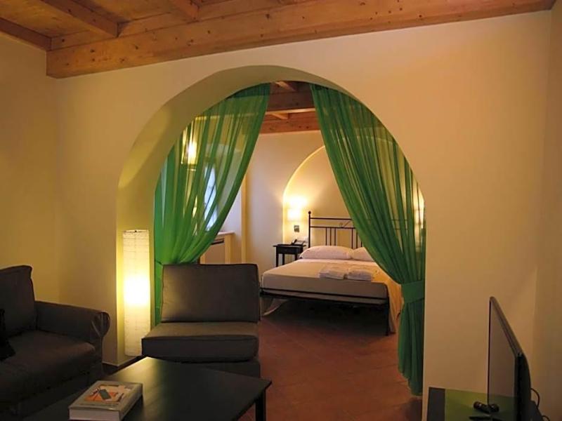 Locanda Il Monastero image