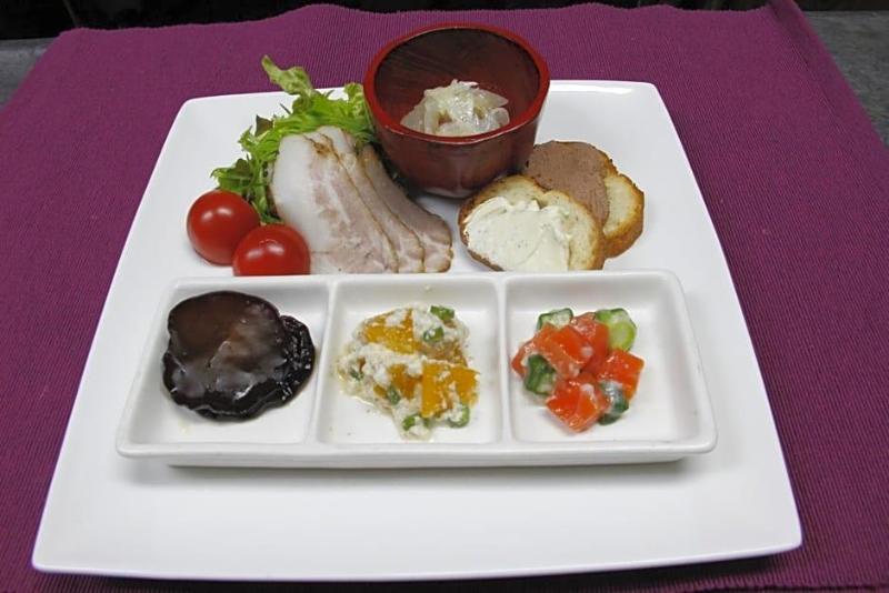 Country Inn Mori No Gorilla image