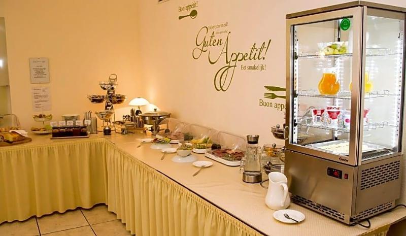Hotel Janssen image
