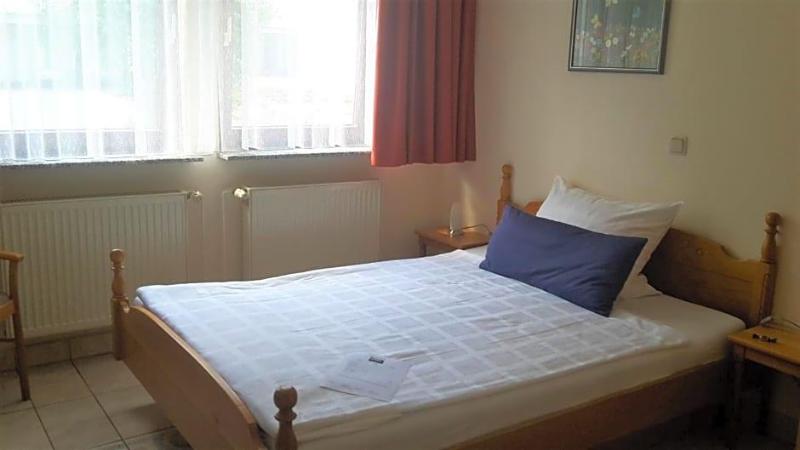 Hotel Janssen image