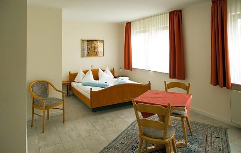 Hotel Janssen image