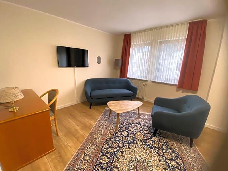 Hotel Janssen image